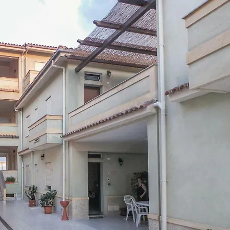 Two-bedroom In Rc San Ferdinando